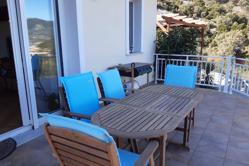 Villa Sunrise With Stunning Views And Private Pool Katokhorion  Exterior photo