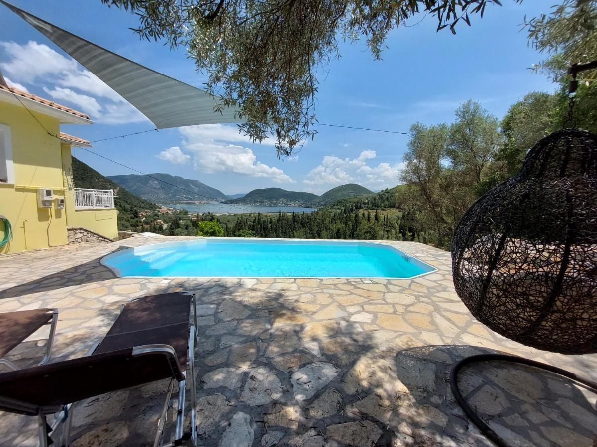 Villa Sunrise With Stunning Views And Private Pool Katokhorion  Exterior photo
